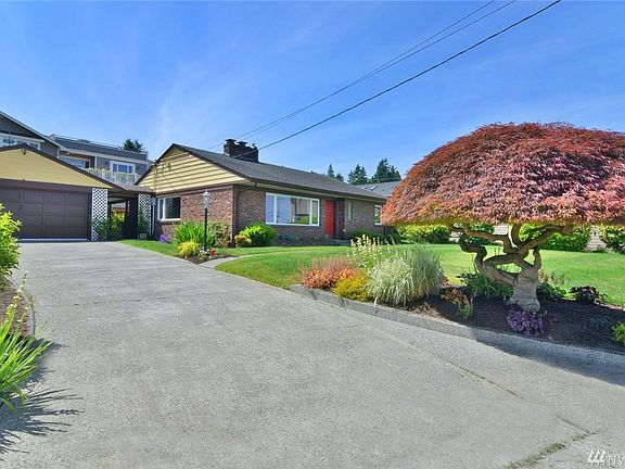 2nd image of 1712 W Mukilteo Blvd