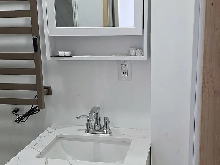 340 Congress St #2 — Photo 3