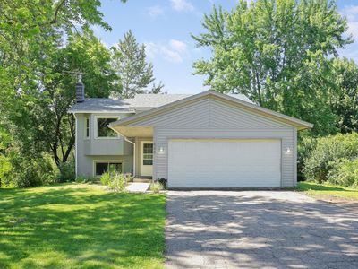 549 Saxony Ct, Chaska, MN, 55318