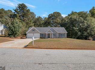 90 Allen Oaks Way, Covington, GA 30016