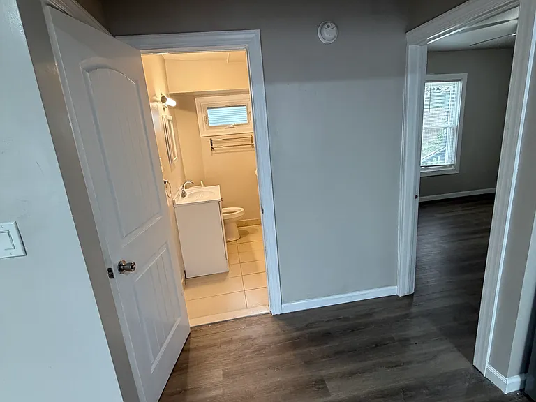 1210 Lincoln Ave #A — Photo 5