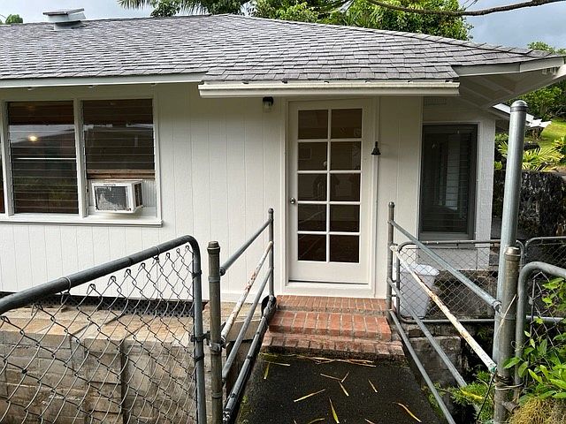 1st image of 3509 Alani Dr #1