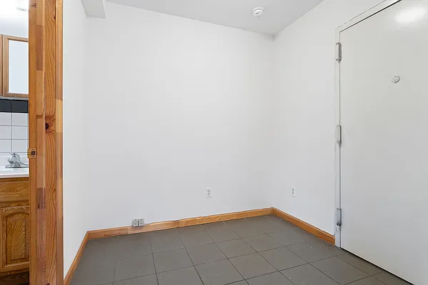 Rented by Corcoran | media 16