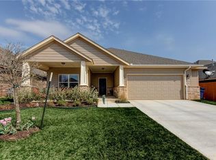 9425 NW 89th St, Yukon, OK 73099