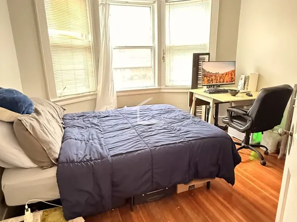 148 Kilsyth Rd #1A, Brighton, MA 02135