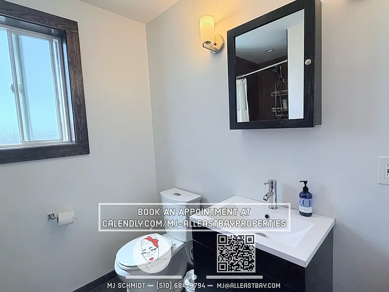 1224A Stannage Ave — Photo 9
