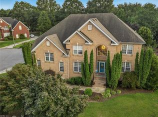 905 Lingale Arch, Chesapeake, VA 23322