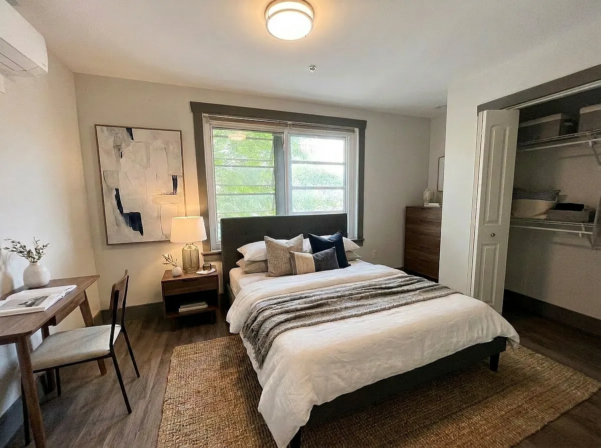 Sleeping area - 510 Saint Paul Pl #2A