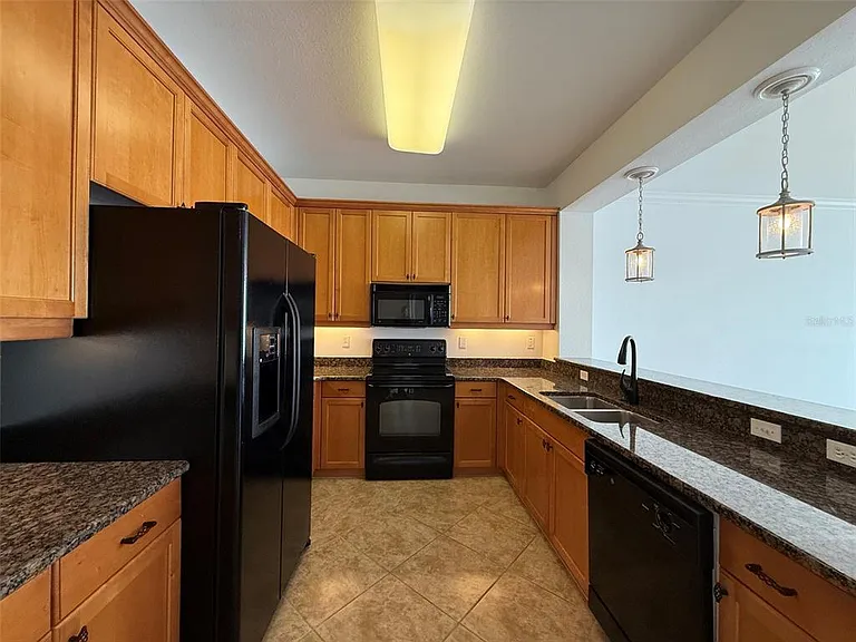 5116 Melbourne St #B-204 — Photo 12