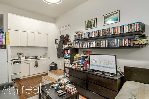 Rented by D'Andrea Craig Realty | media 9