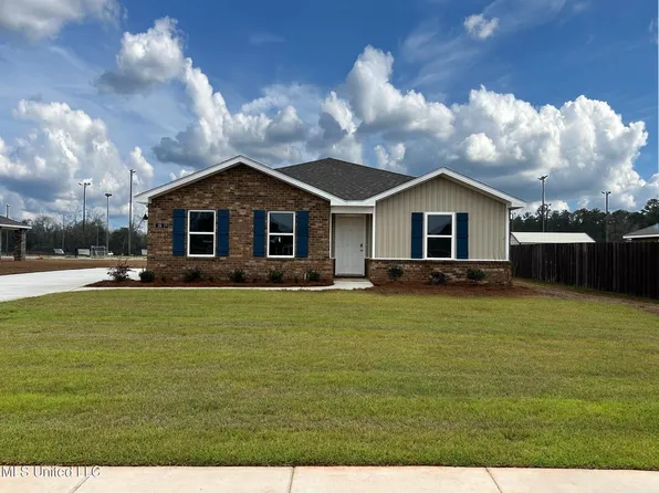 29 Monarch Dr, Lucedale, MS 39452