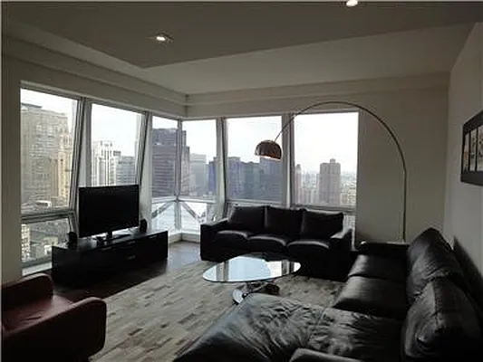 Rented by 212 Consulting Corp | media 35