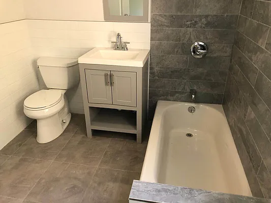 Rented by Abba Realty Associates INC | media 8