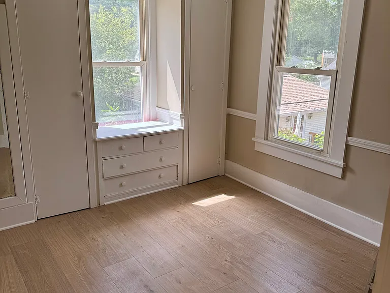 19 Delaware Ave — Photo 11