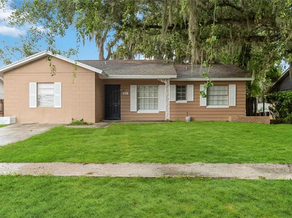 8111 Esperanza St, Orlando, FL 32817