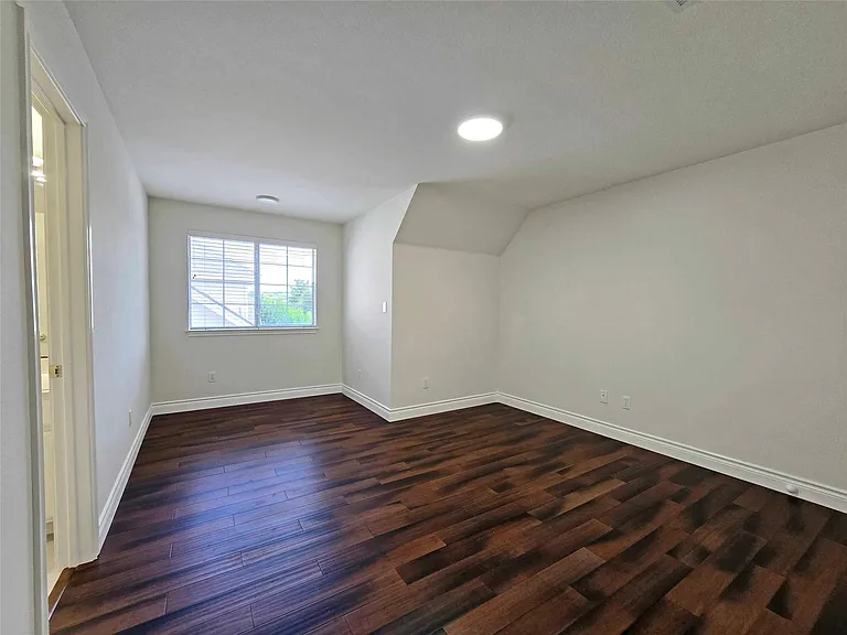10623 Winchelsea Dr — Photo 17