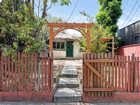 906 Adams St, Albany, CA 94706