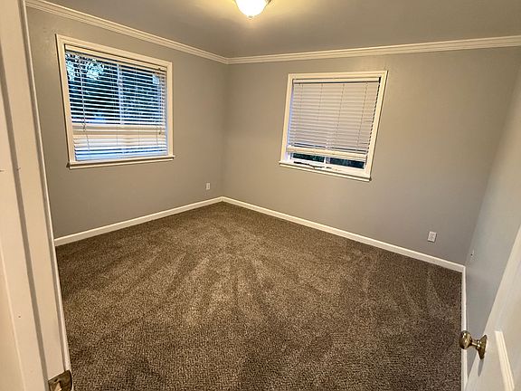 5th image of 5611 Willard Ave