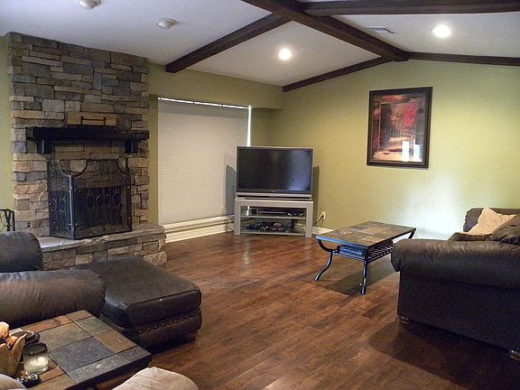 2nd image of 4006 W Yorkshire Dr