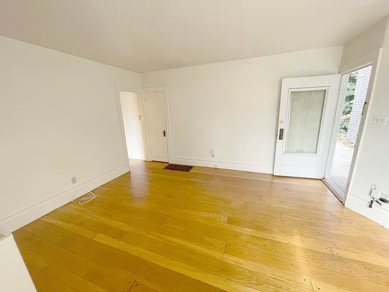 2732 Hillegass Ave #2 — Photo 3