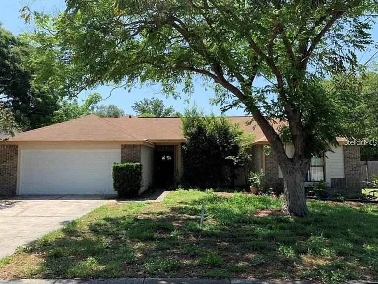 1748 Brightmeadow Ct — Photo 1