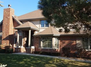 21444 Settlers Pond Dr, Frankfort, IL 60423