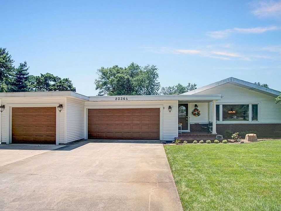 1st image of 23364 Crest Ct