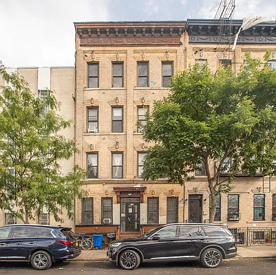 Rented by Commercial Capital Resources INC | media 18