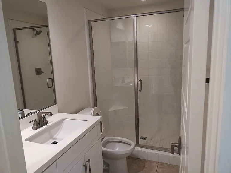 135 W Live Oak Ave #E — Photo 11