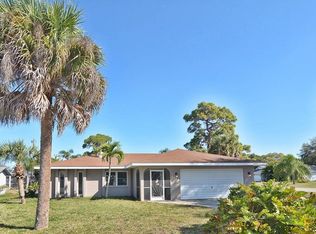 3040 Chestnut Rd, Venice, FL 34293
