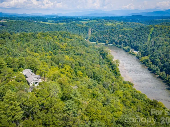 712 Frank Rector Rd, Marshall, NC 28753