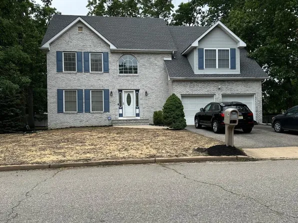 54 Madison Ave, Old Bridge, NJ 08857
