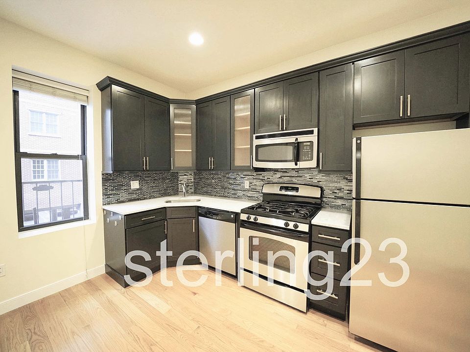 1st image of 2819 Astoria Blvd APT 4
