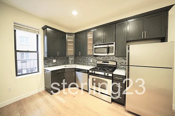 Rented by Sterling Realty Solution Inc | media 25