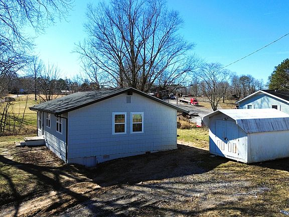 5th image of 271 Clay Ave