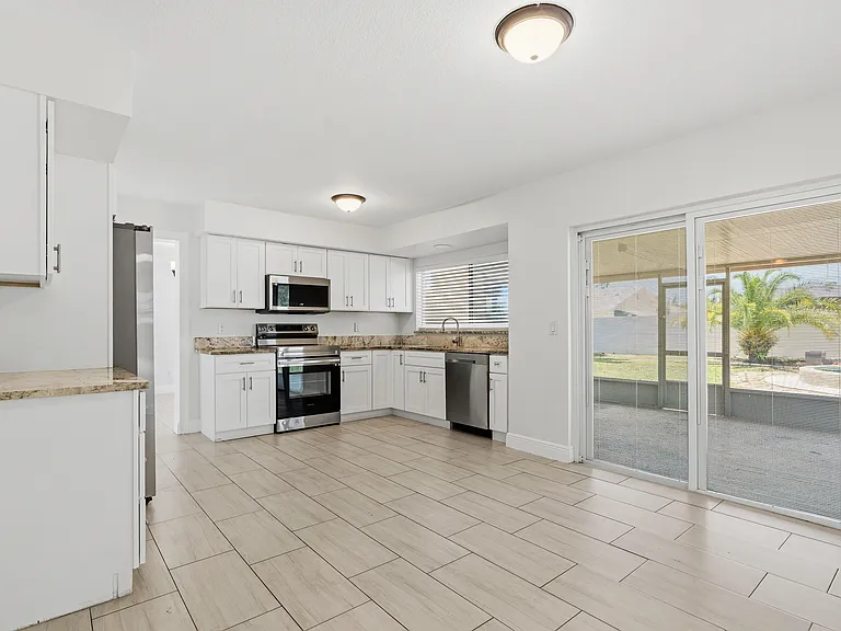 7014 Edenbrook Ct — Photo 11