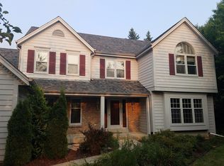 12720 N River Rd, Mequon, WI 53092