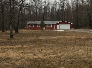 4171 Long Lake Rd, Cheboygan, MI 49721