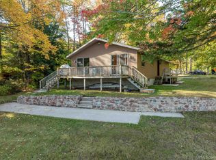 3954 Hayward Rd, Munising, MI 49862