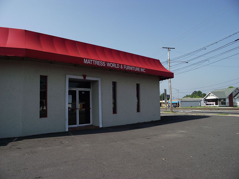 1st image of 303 E Franklin Blvd