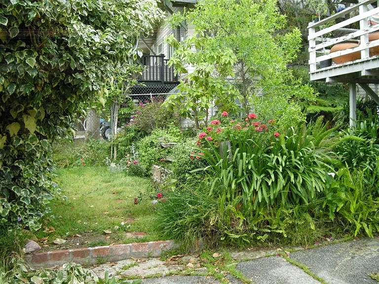 1227 Oak Grove Dr #1 — Photo 17
