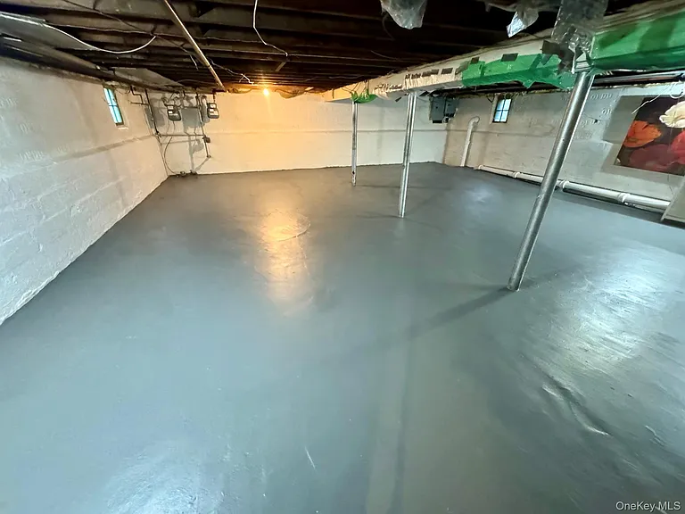 121 Lyon Pl — Photo 12