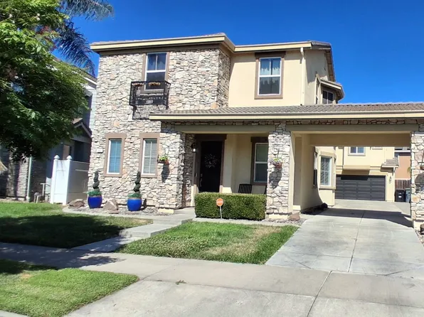 562 Ranger St, Oakdale, CA 95361