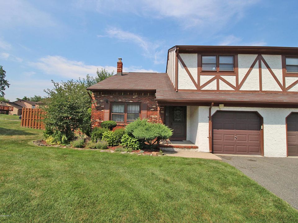 1st image of 21 Winsor Ct #2921
