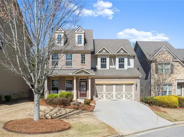 1530 Roswell Manor Cir, Roswell, GA 30076