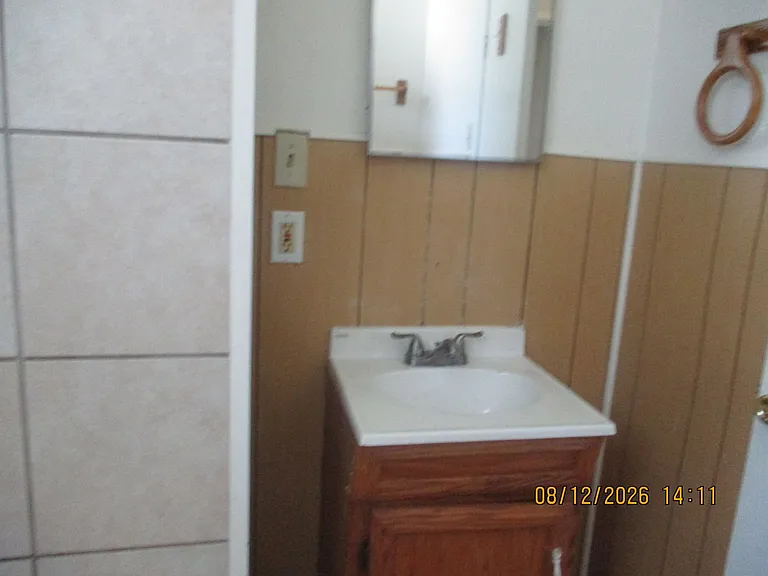 1227 Chenault Ave — Photo 6