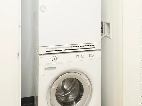 70 Pine Street image 7 of 23