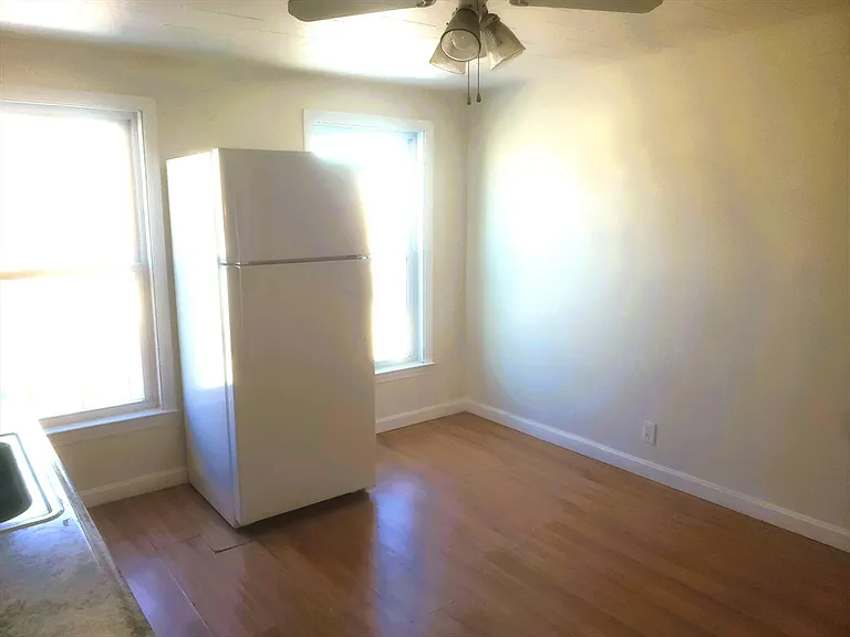 26 Arlington St #2 — Photo 17