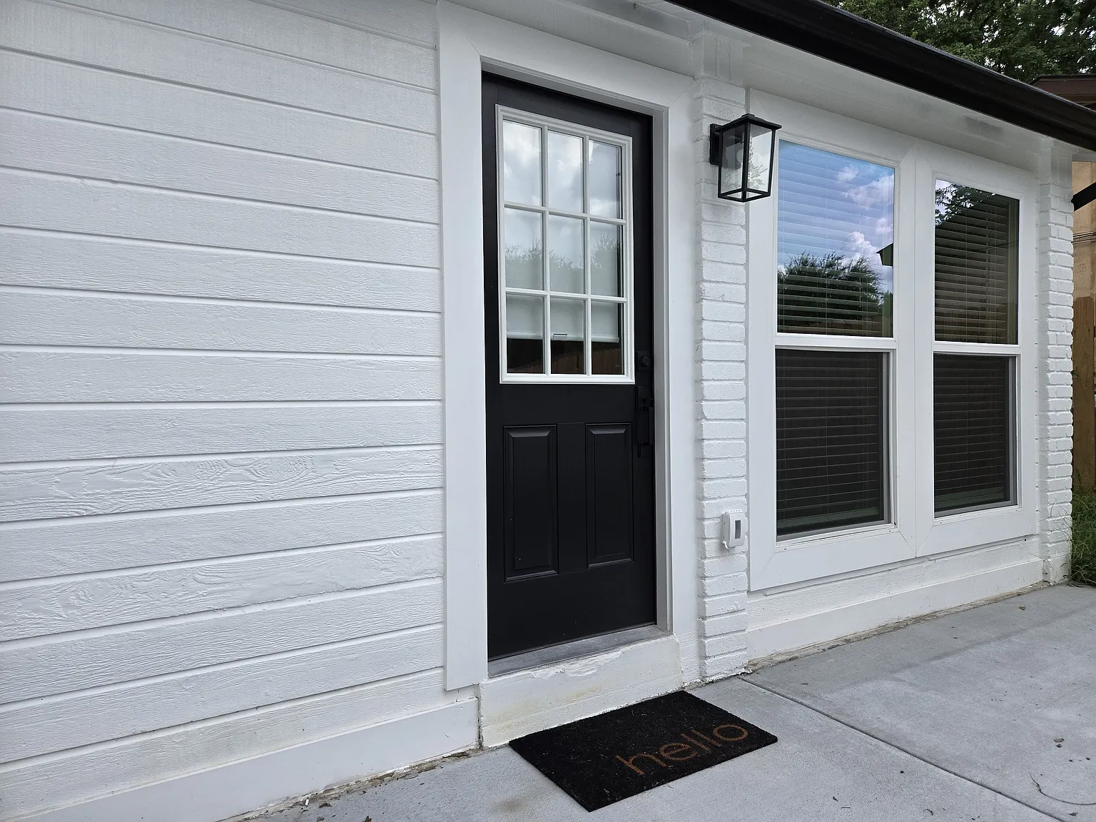 Studio, 415 sqft, $1,100 — Photo 1