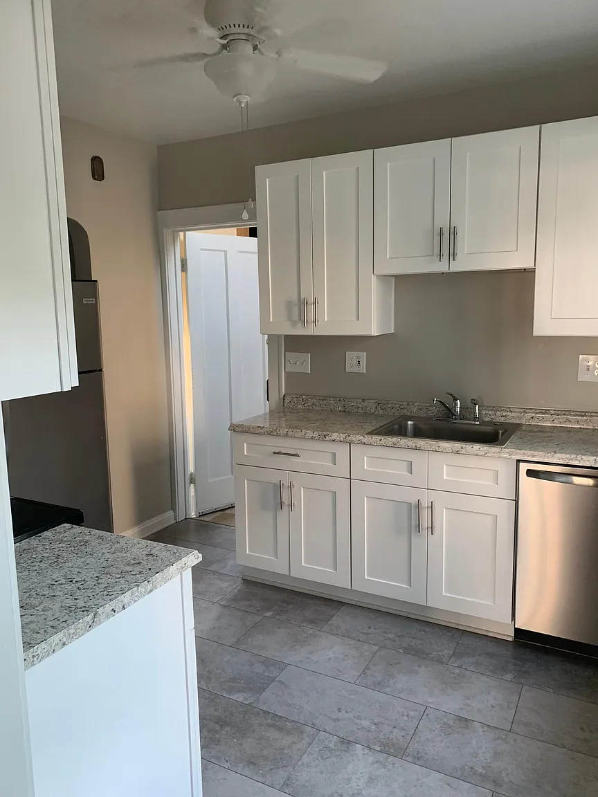 2204 Atkins Ave photo 1
